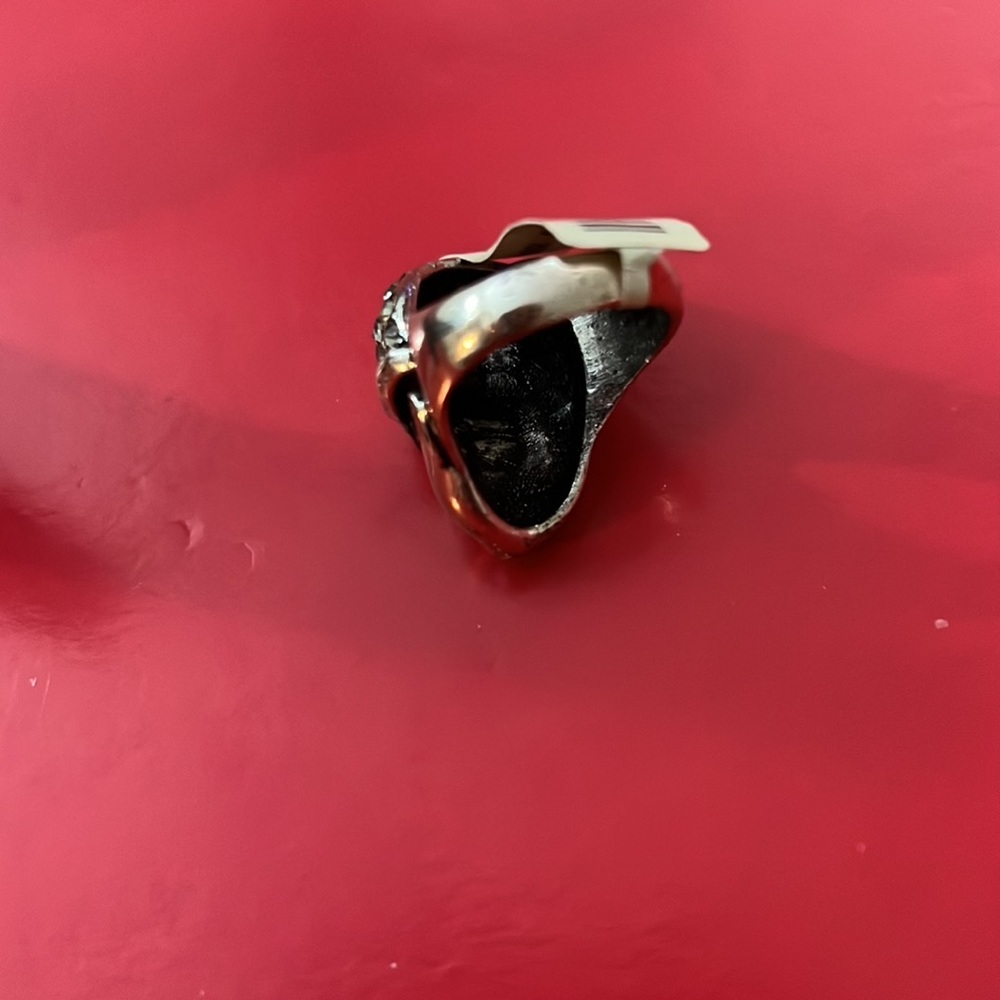 Beautiful Silver Face Rhinestone Ring - image 3